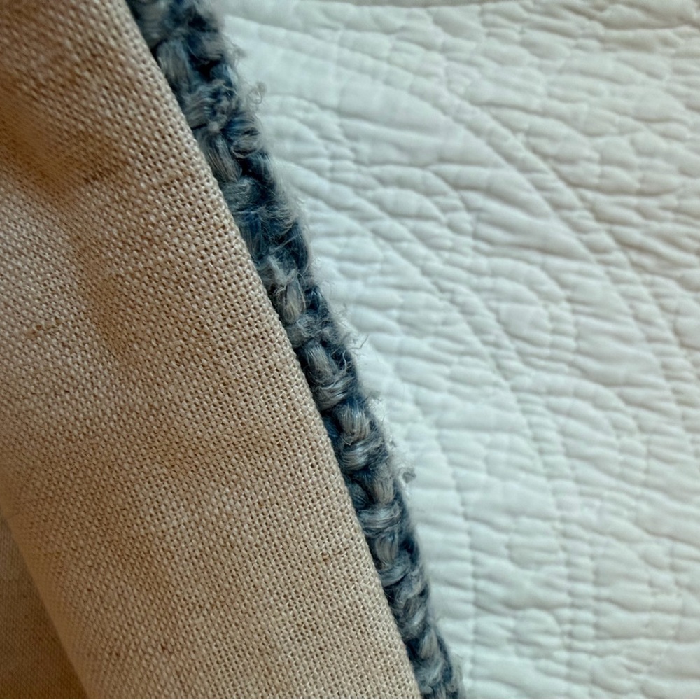 Pottery Barn textured linen and cotton lumbar pillow chambray color - Picture 9 of 9